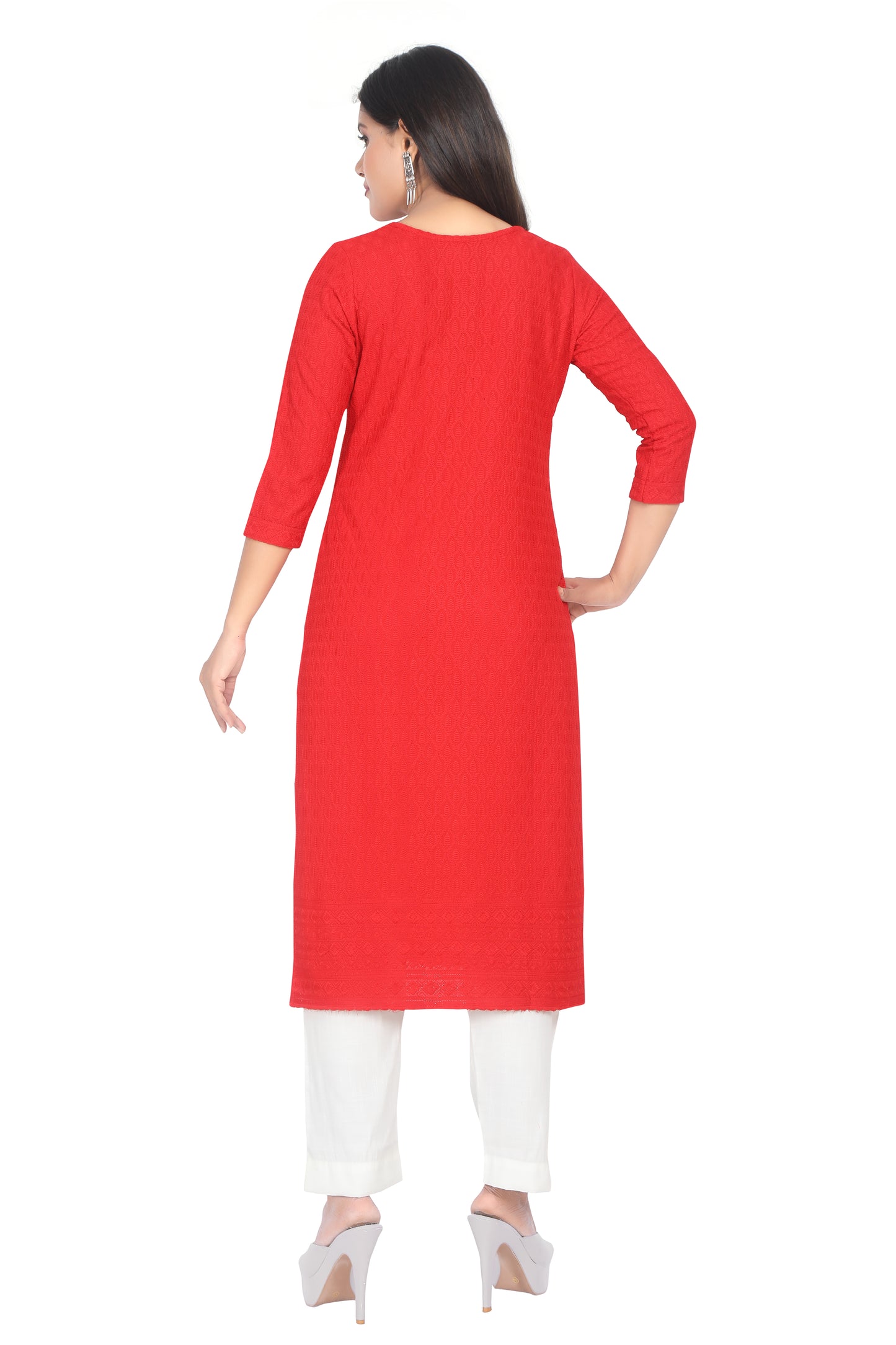 Meniki Women's Chikankari Embroidered Cotton Kurti