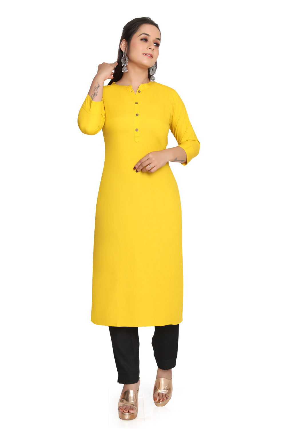 Meniki Women's Rayon Kurti With Wooden Buttons