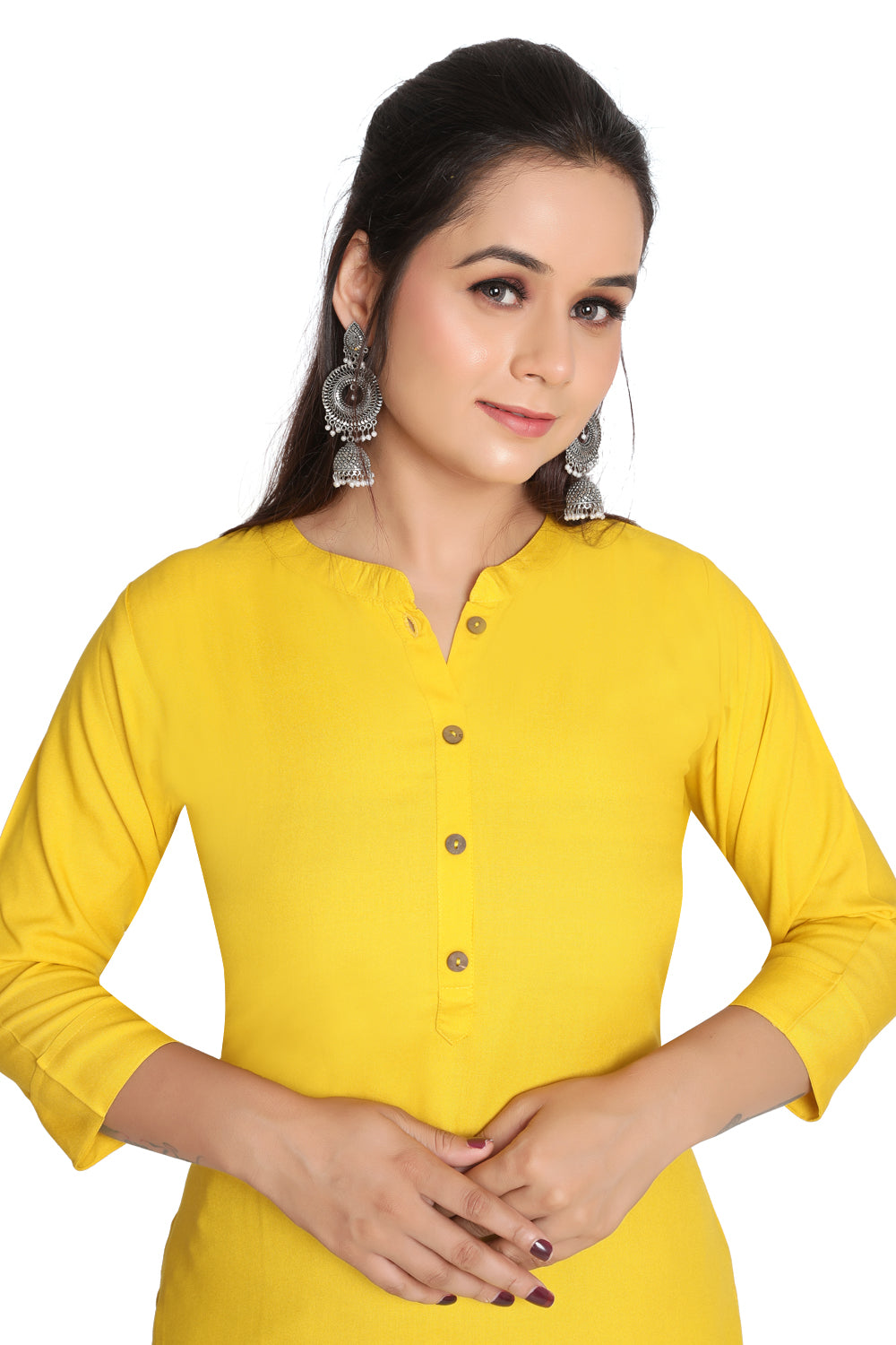 Meniki Women's Rayon Kurti With Wooden Buttons