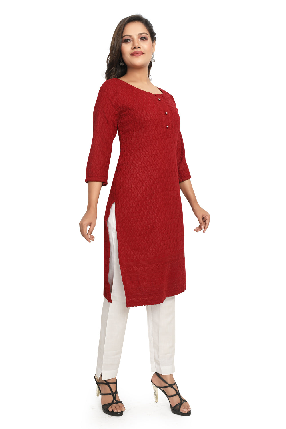 Meniki Women's Chikankari Embroidered Cotton Kurti