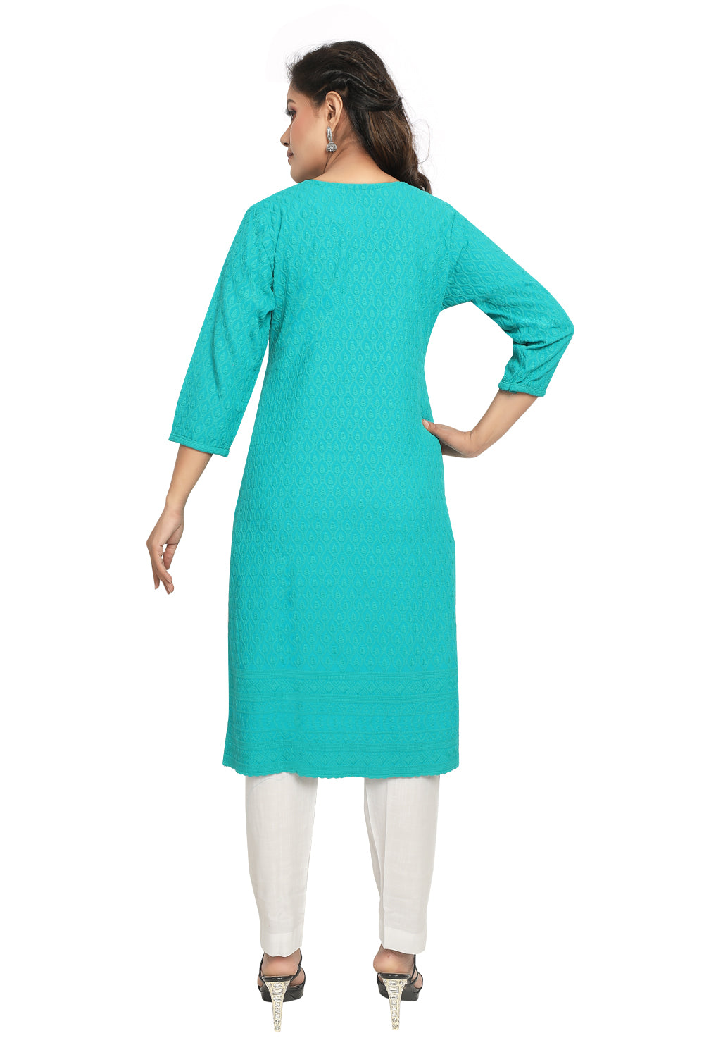 Meniki Women's Chikankari Embroidered Cotton Kurti