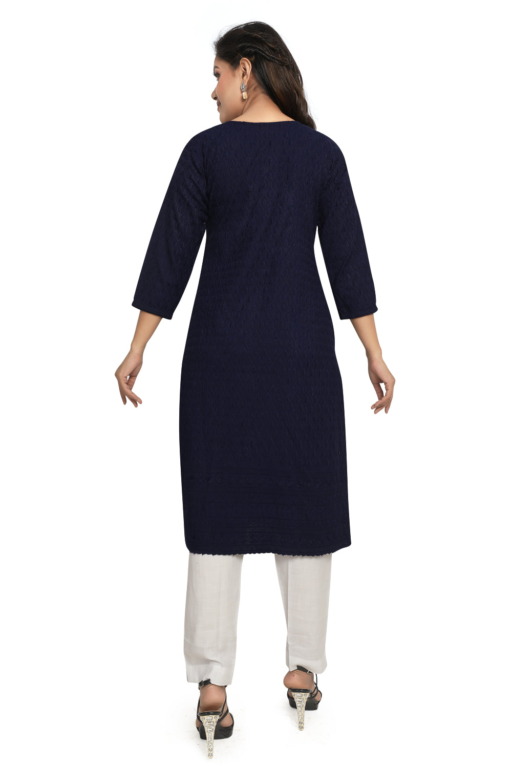 Meniki Women's Chikankari Embroidered Cotton Kurti