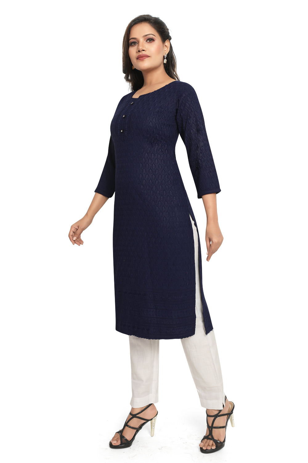 Meniki Women's Chikankari Embroidered Cotton Kurti