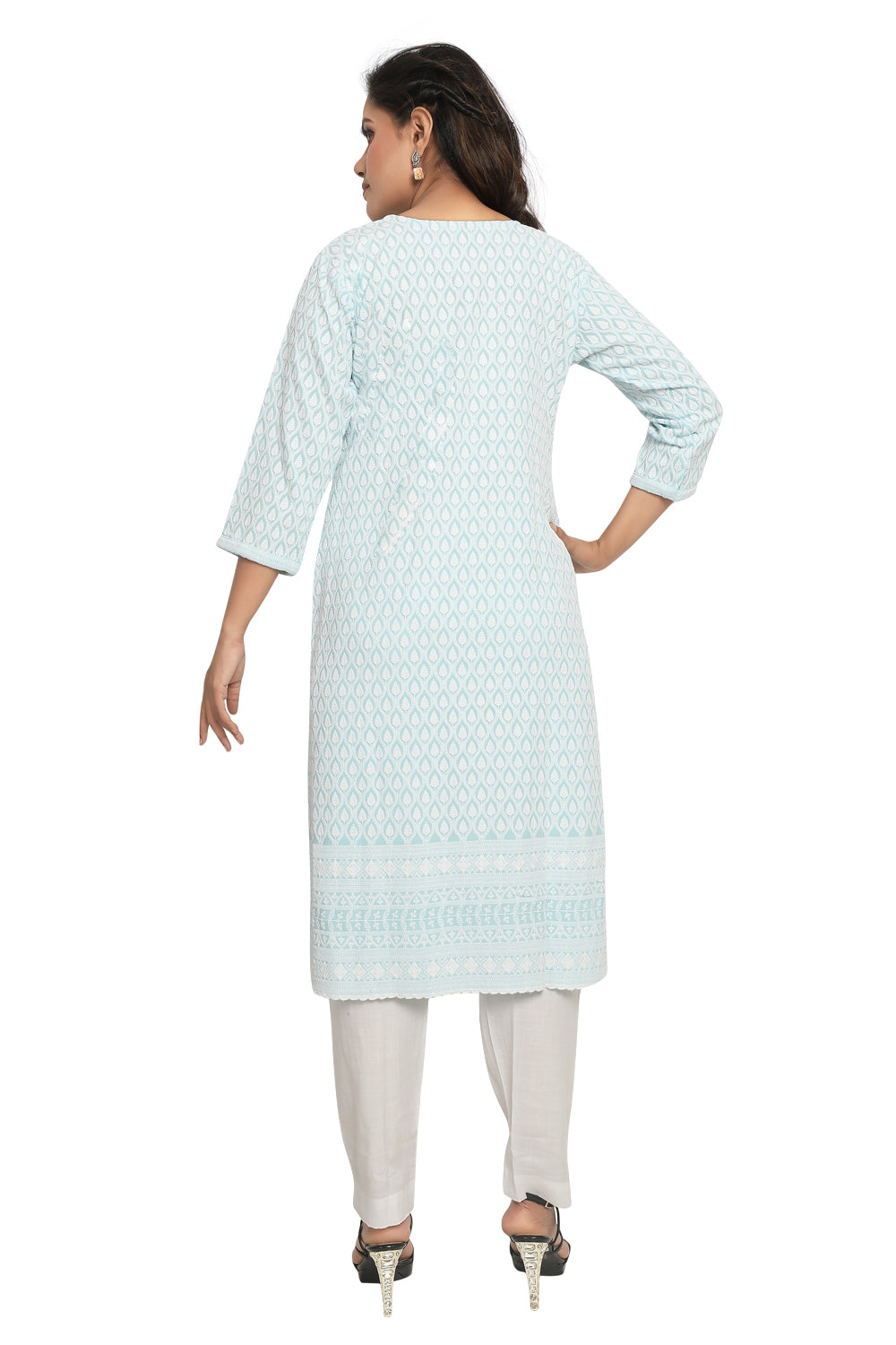 Meniki Women's Chikankari Embroidered Cotton Kurti