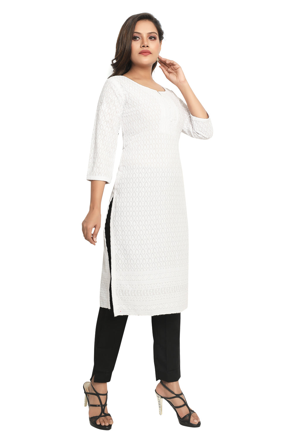 Meniki Women's Chikankari Embroidered Cotton Kurti