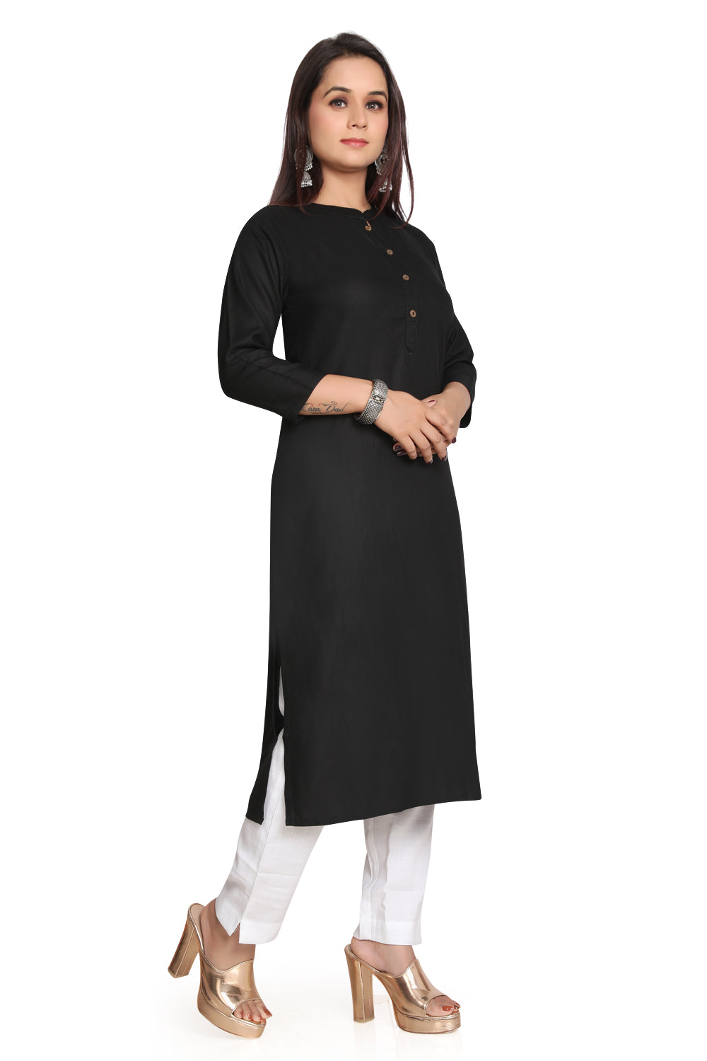 Meniki Women's Rayon Kurti with Wooden Buttons