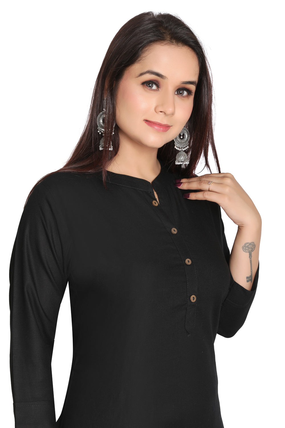 Meniki Women's Rayon Kurti with Wooden Buttons