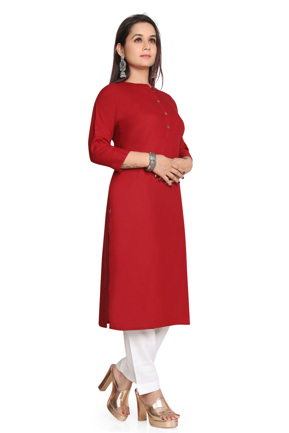 Meniki Women's Rayon Kurti with Wooden Buttons